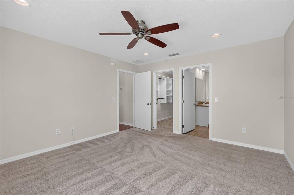 2112 Kerwood Loop, The Villages, FL 32162