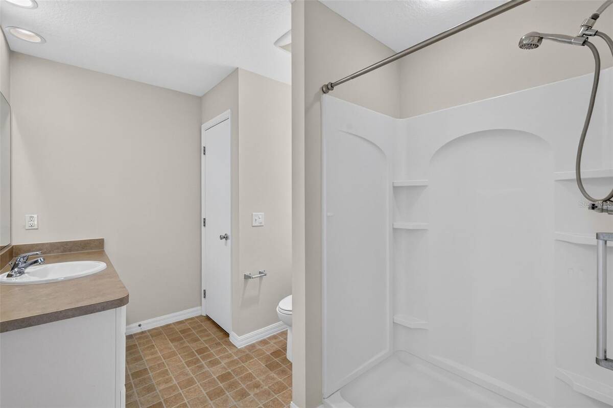 2112 Kerwood Loop, The Villages, FL 32162
