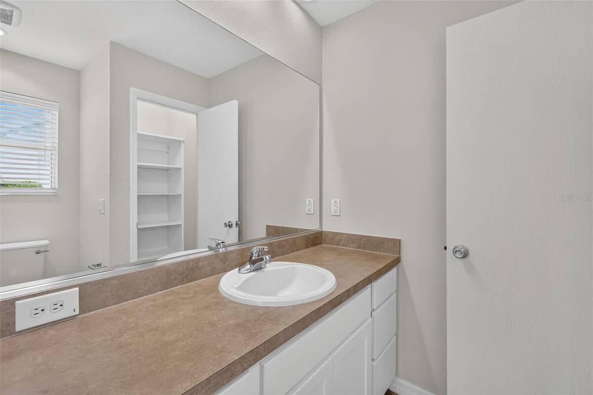 2112 Kerwood Loop, The Villages, FL 32162