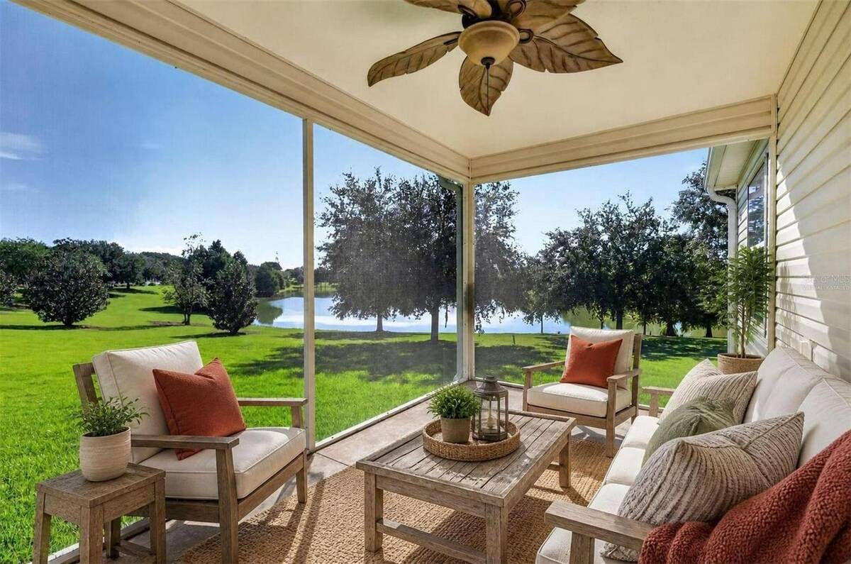 2112 Kerwood Loop, The Villages, FL 32162