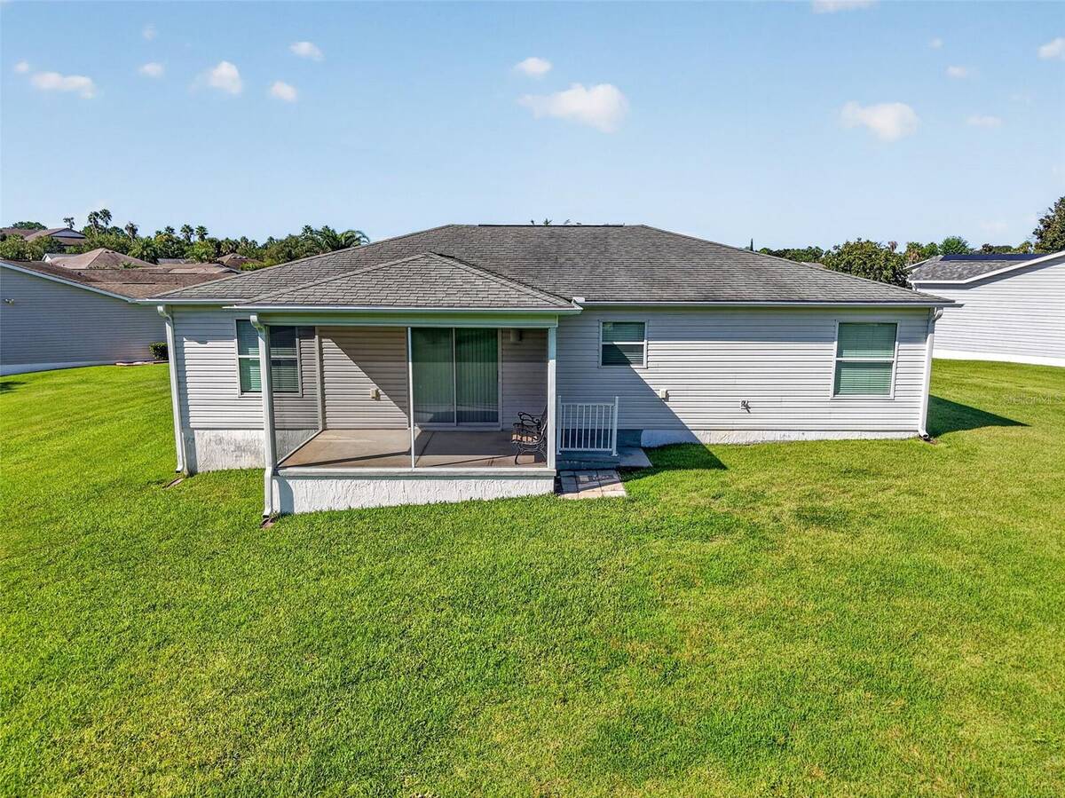 2112 Kerwood Loop, The Villages, FL 32162