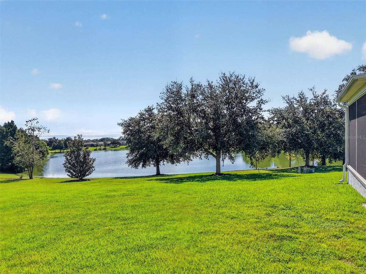 2112 Kerwood Loop, The Villages, FL 32162