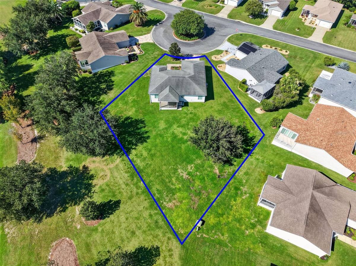 2112 Kerwood Loop, The Villages, FL 32162