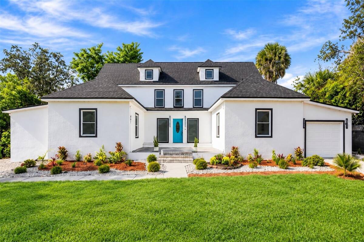 401 Old School House Road E