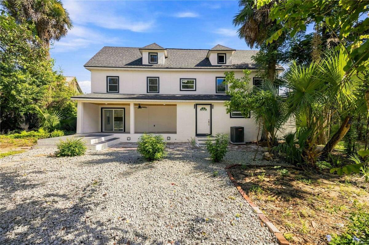 401 Old School House Road E, Loughman, FL 33858