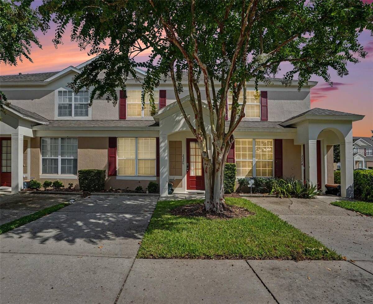 2326 Silver Palm Dr