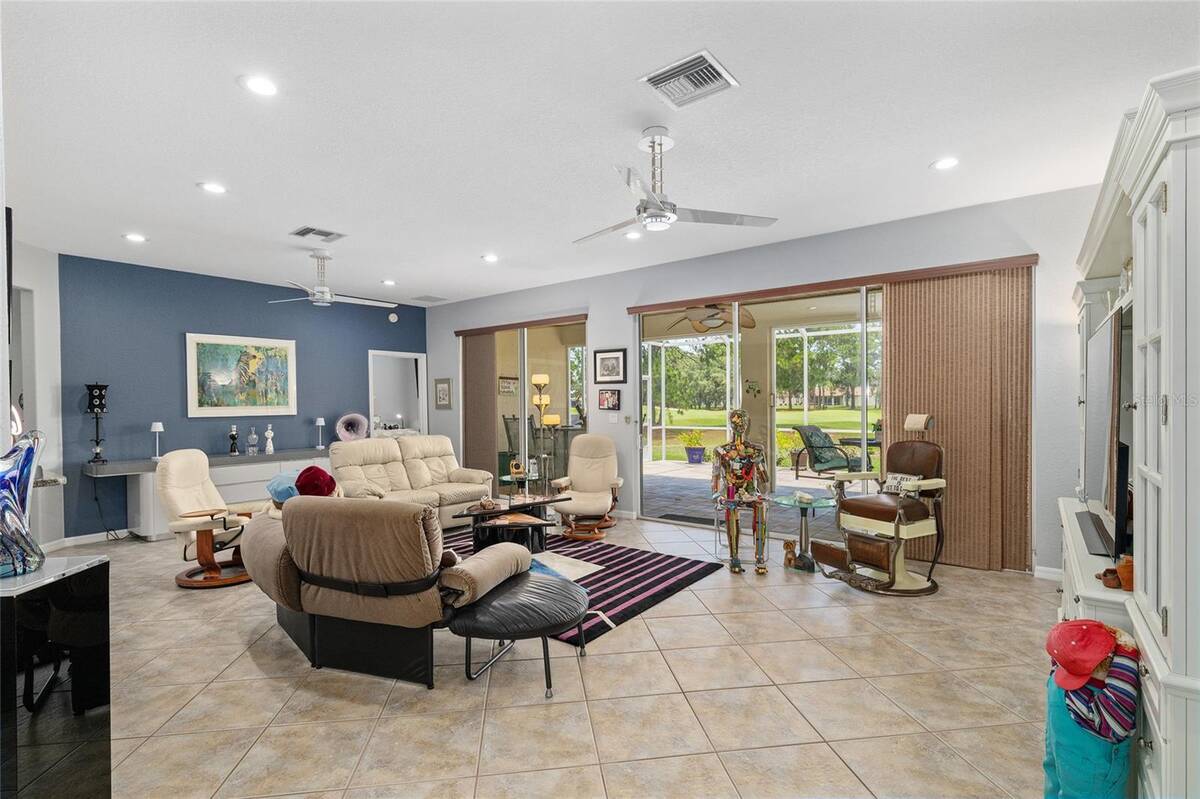 12827 Se 90th Court Road, Summerfield, FL 34491