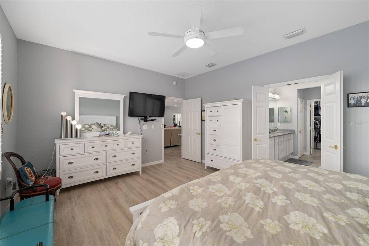 12827 Se 90th Court Road, Summerfield, FL 34491