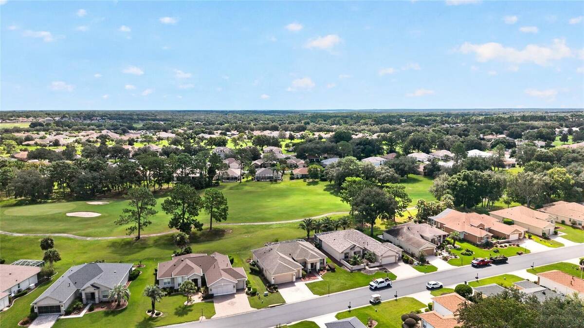 12827 Se 90th Court Road, Summerfield, FL 34491