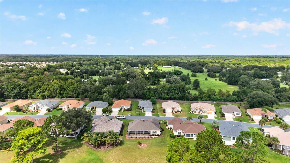 12827 Se 90th Court Road, Summerfield, FL 34491
