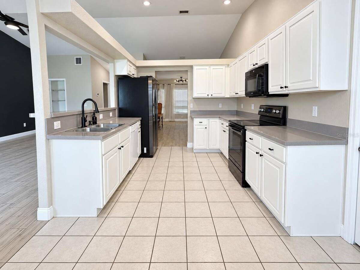 4206 Lavender Way, St Cloud, FL 34772