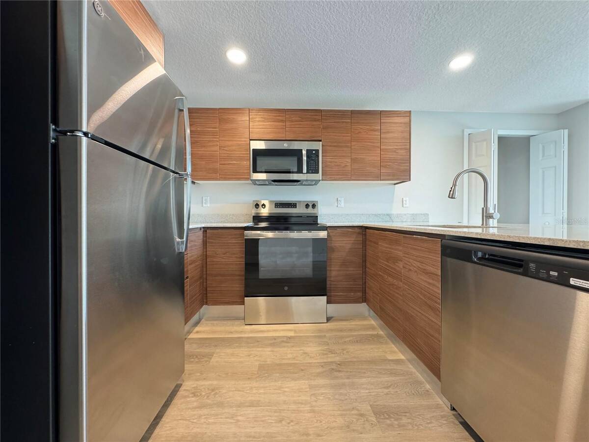 4424 S Texas Avenue, #1-320, Orlando, FL 32839