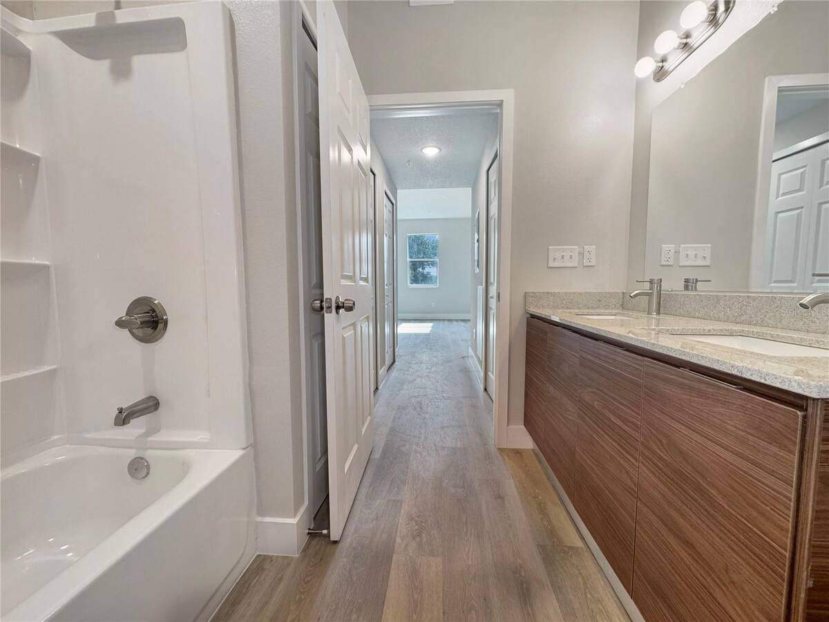 4424 S Texas Avenue, #1-320, Orlando, FL 32839