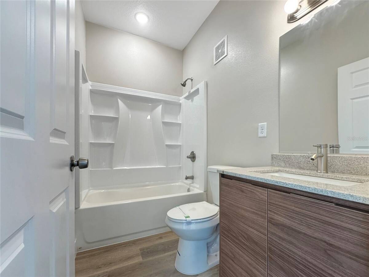 4424 S Texas Avenue, #1-320, Orlando, FL 32839