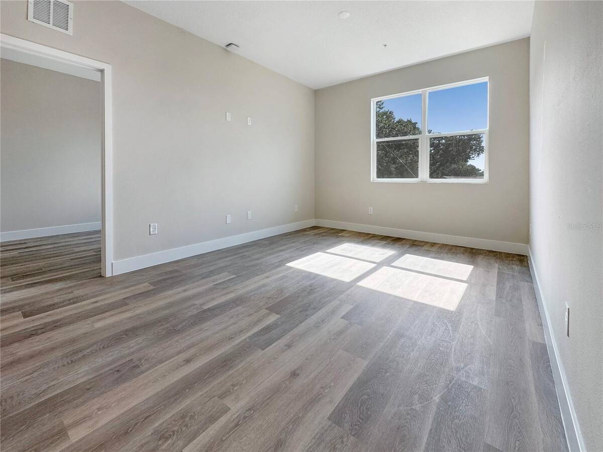 4424 S Texas Avenue, #1-320, Orlando, FL 32839