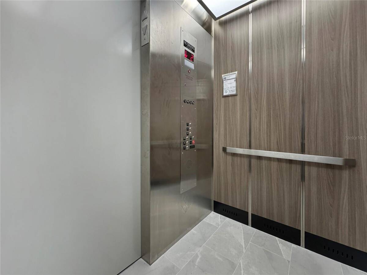4424 S Texas Avenue, #1-320, Orlando, FL 32839