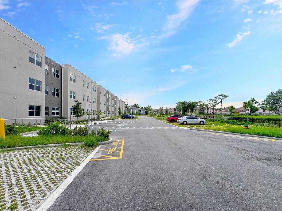 4424 S Texas Avenue, #1-320, Orlando, FL 32839