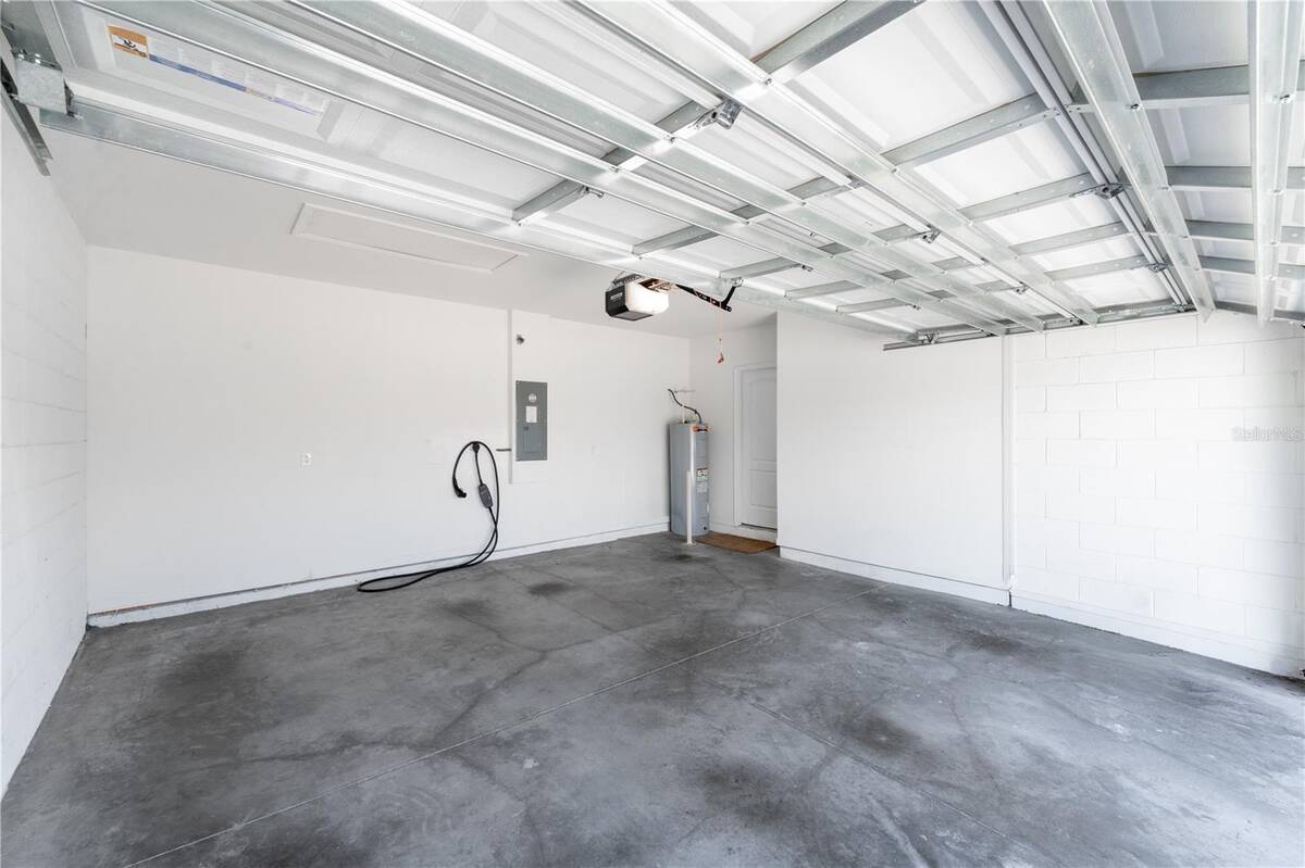 2733 Reddish Egret Bend, Harmony, FL 34773