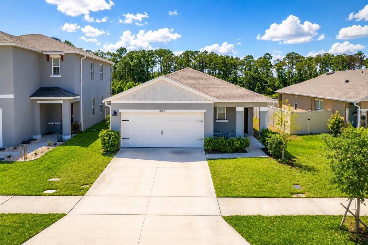 2733 Reddish Egret Bend, Harmony, FL 34773