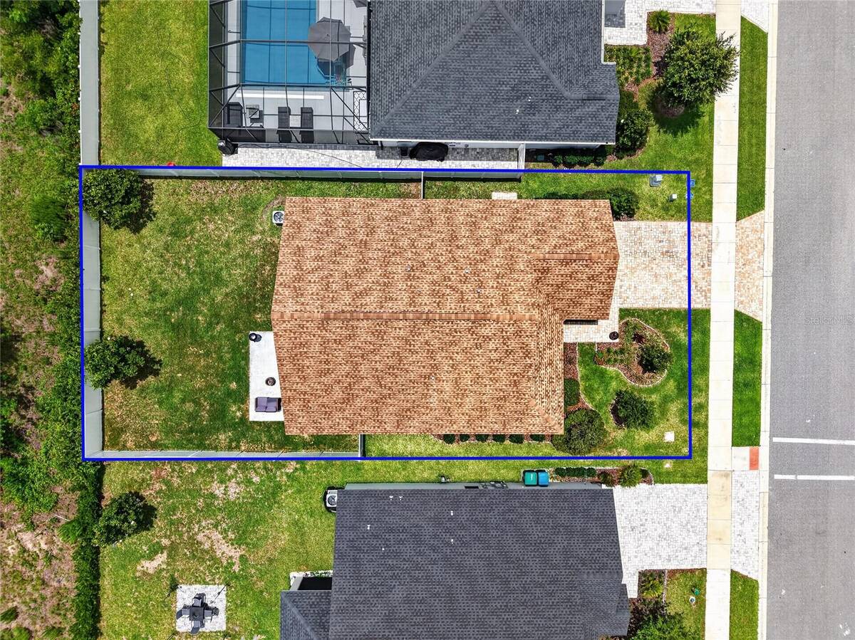 12591 Ne 49th Drive, Oxford, FL 34484