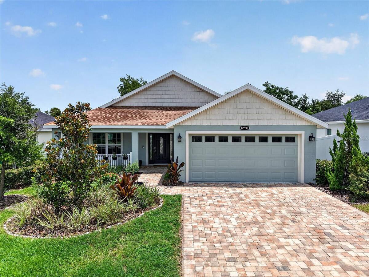 12591 Ne 49th Drive, Oxford, FL 34484