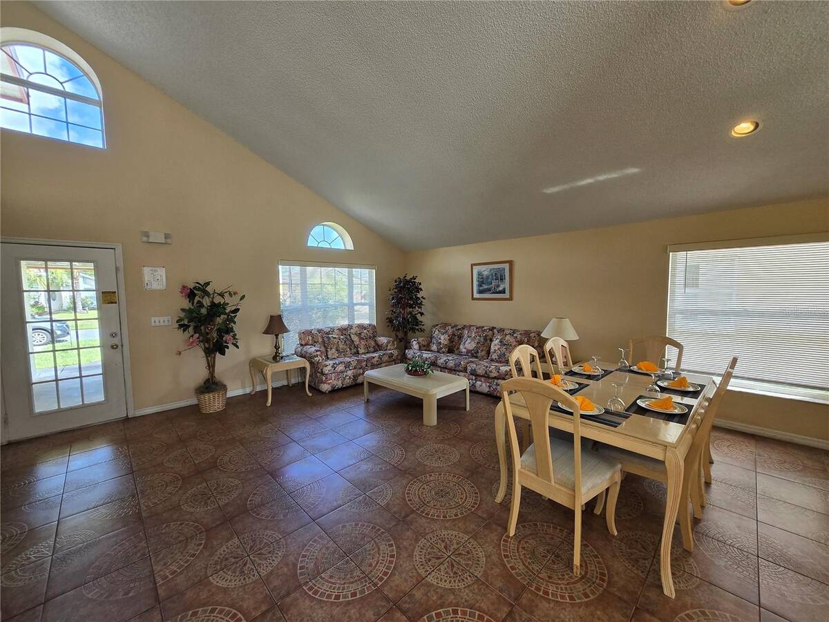 3011 Bransbury Court, Kissimmee, FL 34747