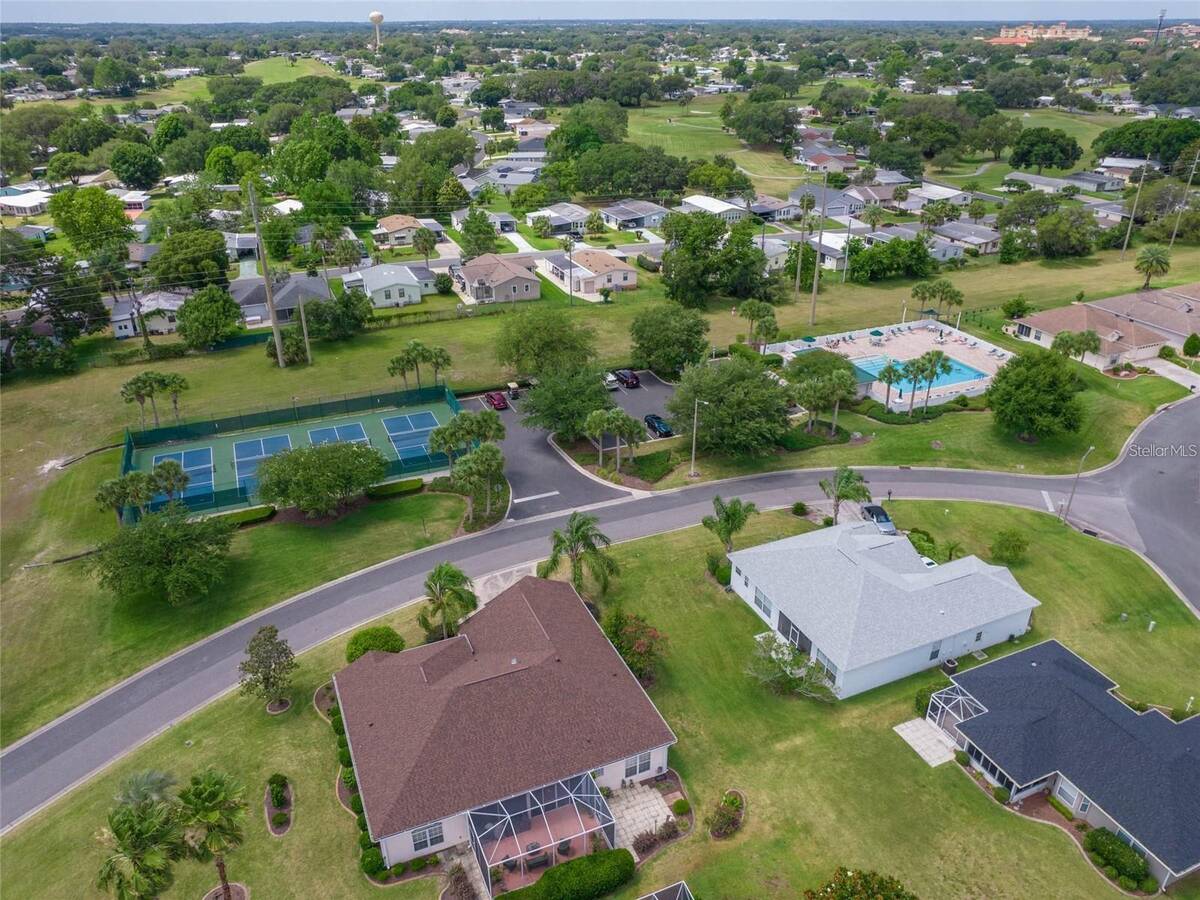 11584 Se 175th Street, Summerfield, FL 34491