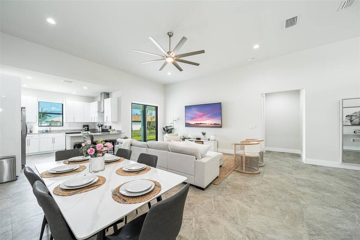 1638 Nw 36th Place, Cape Coral, FL 33993