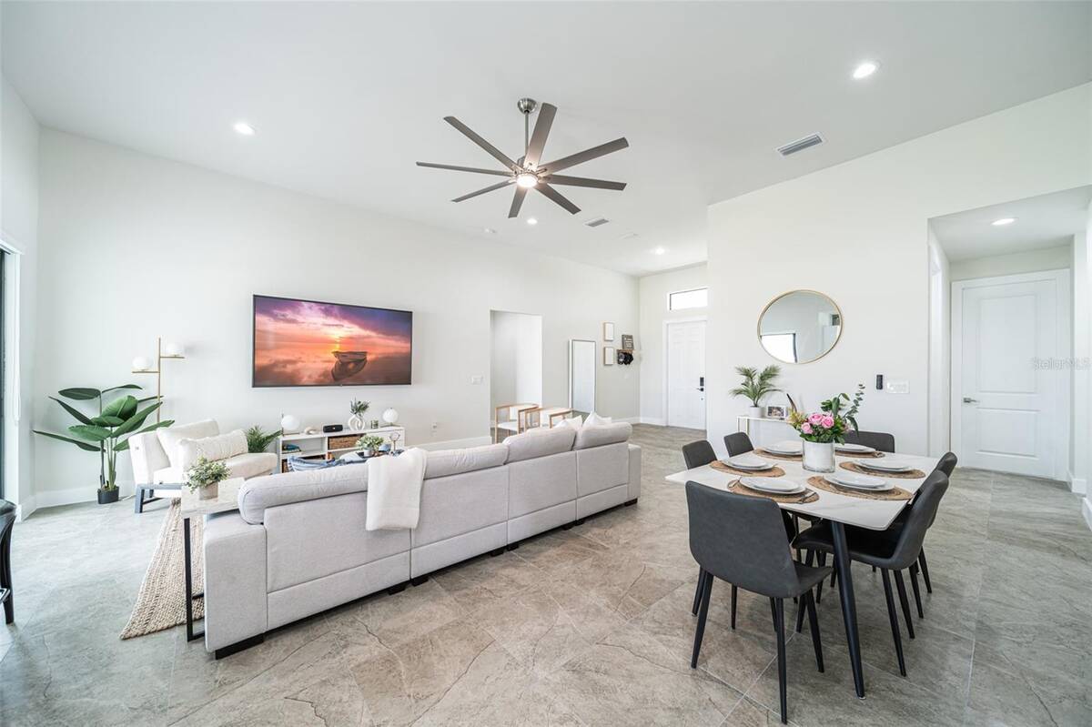 1638 Nw 36th Place, Cape Coral, FL 33993