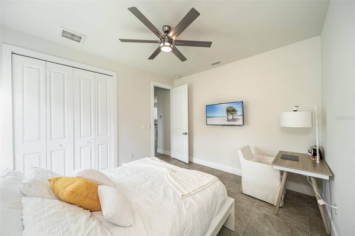 1638 Nw 36th Place, Cape Coral, FL 33993