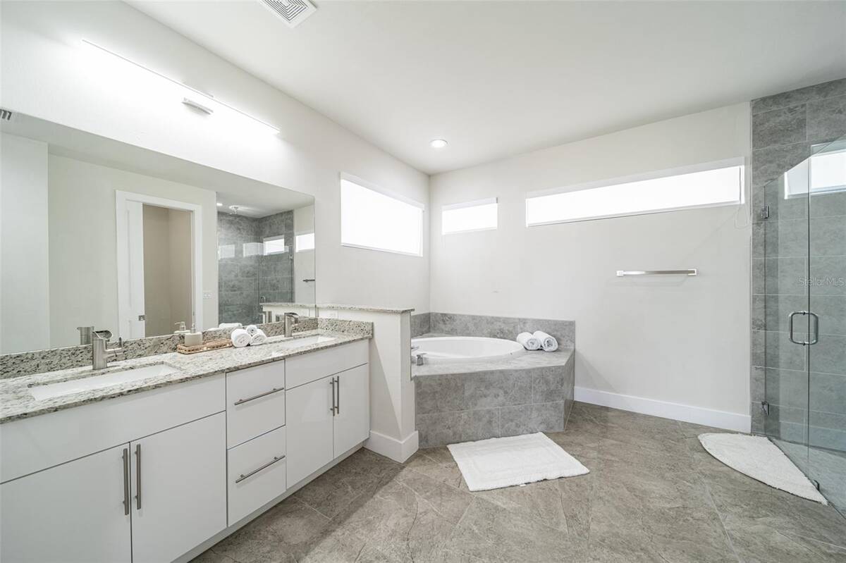 1638 Nw 36th Place, Cape Coral, FL 33993