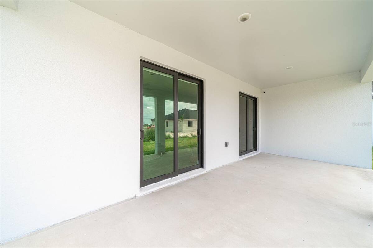 1638 Nw 36th Place, Cape Coral, FL 33993