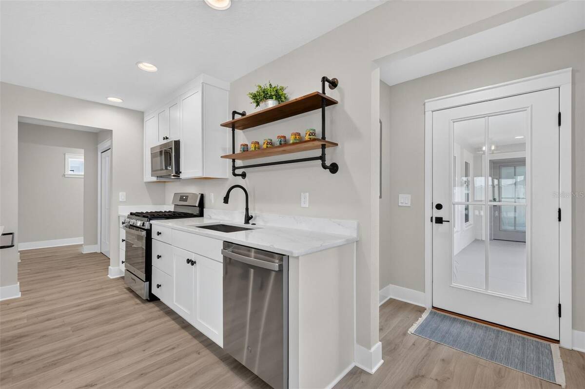 2005 Santino Avenue, The Villages, FL 34762