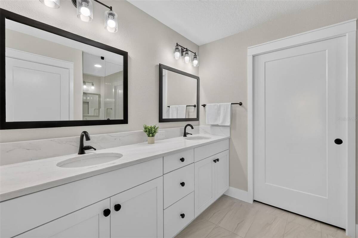 2005 Santino Avenue, The Villages, FL 34762