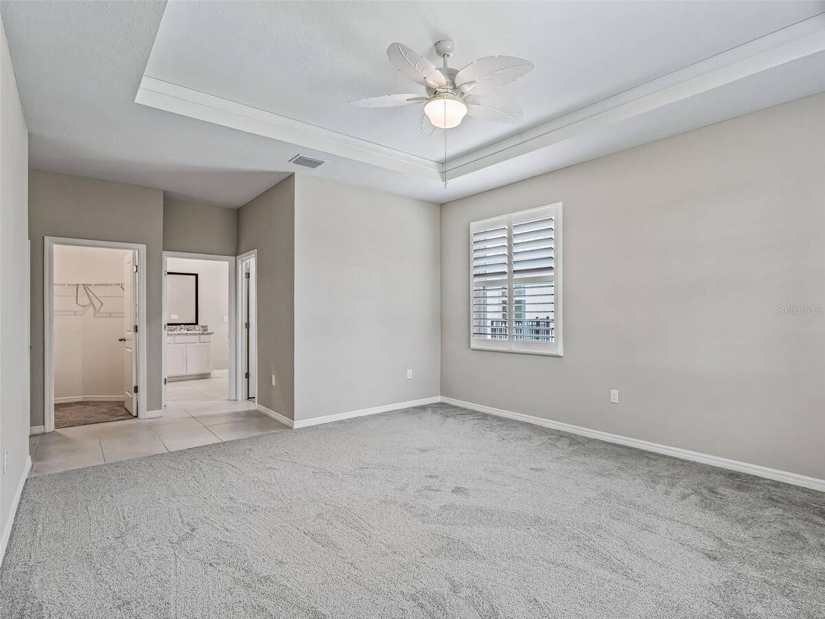 5208 Nw 46th Lane Road, Ocala, FL 34482