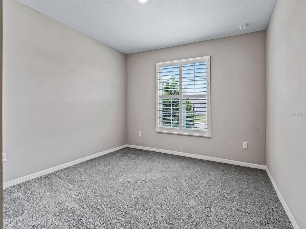 5208 Nw 46th Lane Road, Ocala, FL 34482