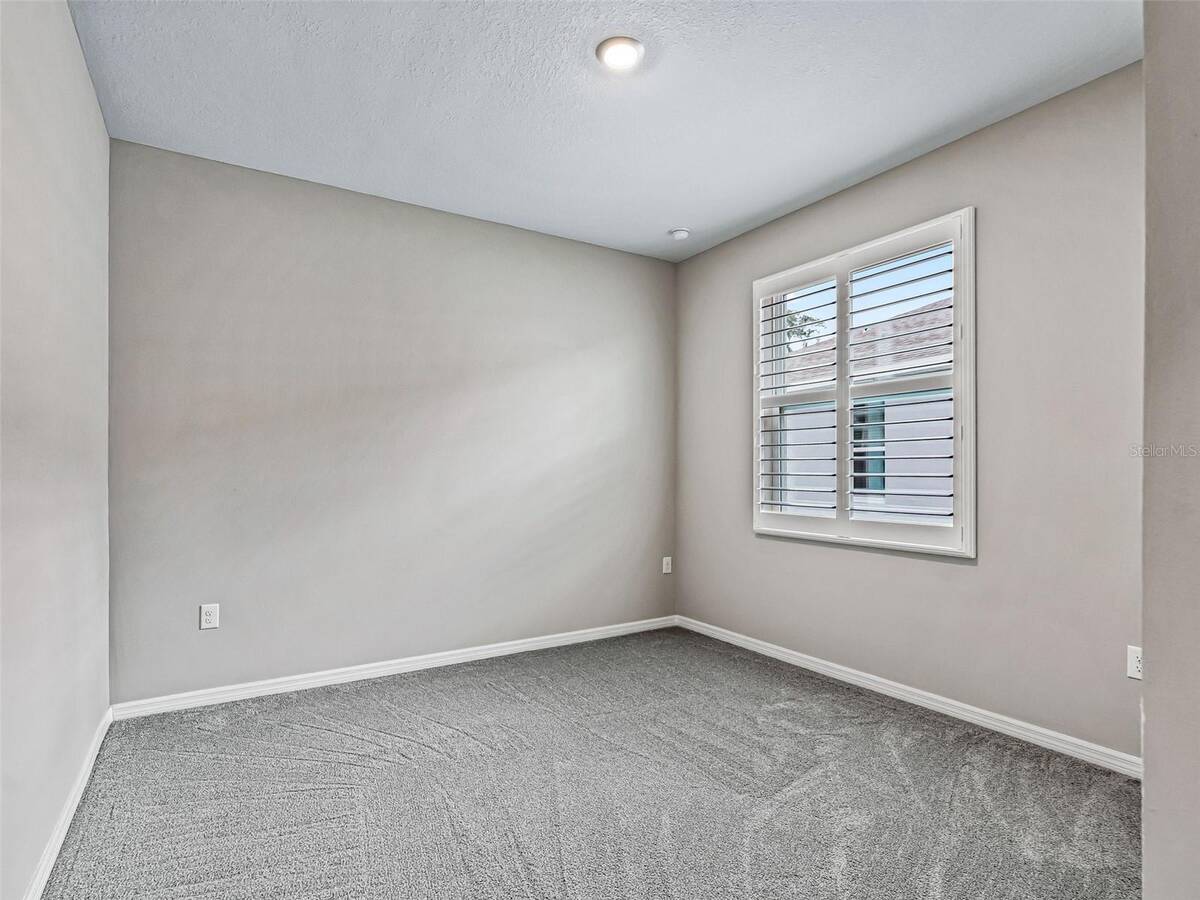 5208 Nw 46th Lane Road, Ocala, FL 34482