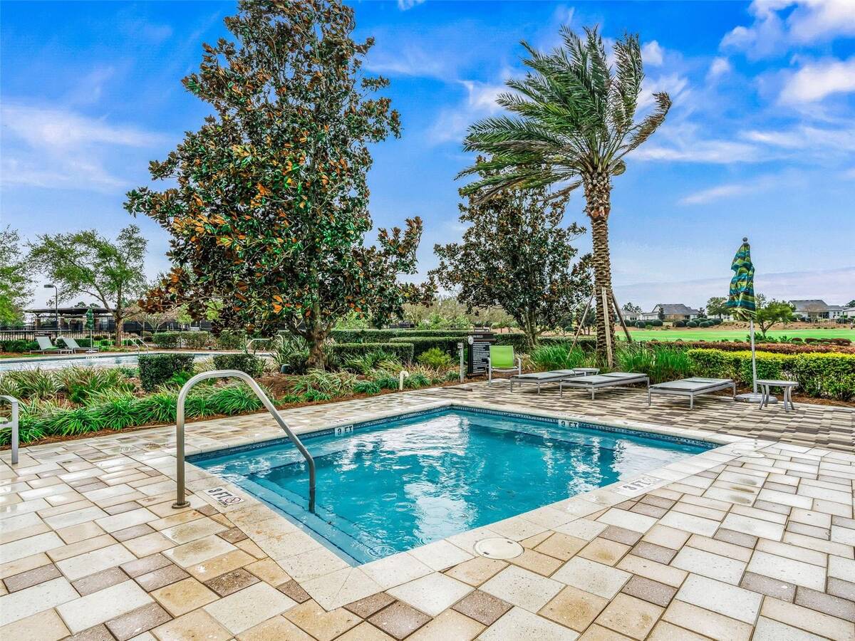 5208 Nw 46th Lane Road, Ocala, FL 34482