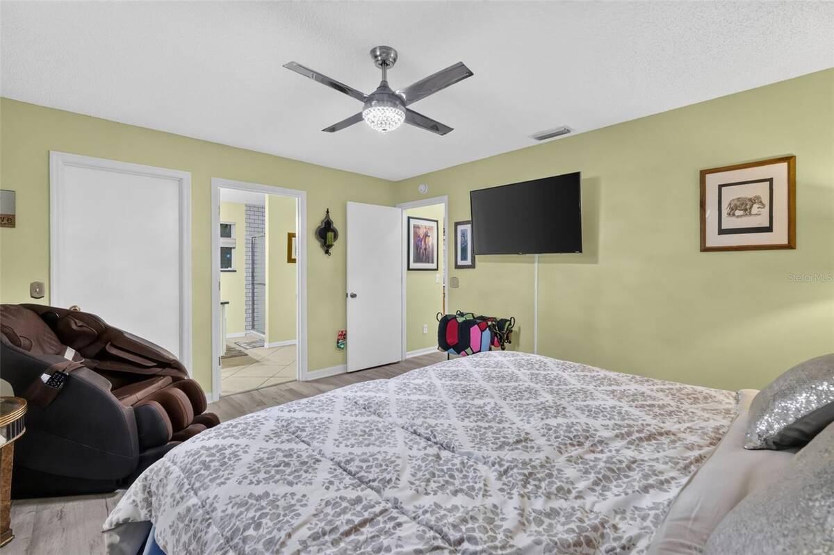 2795 Privada Drive, The Villages, FL 32162