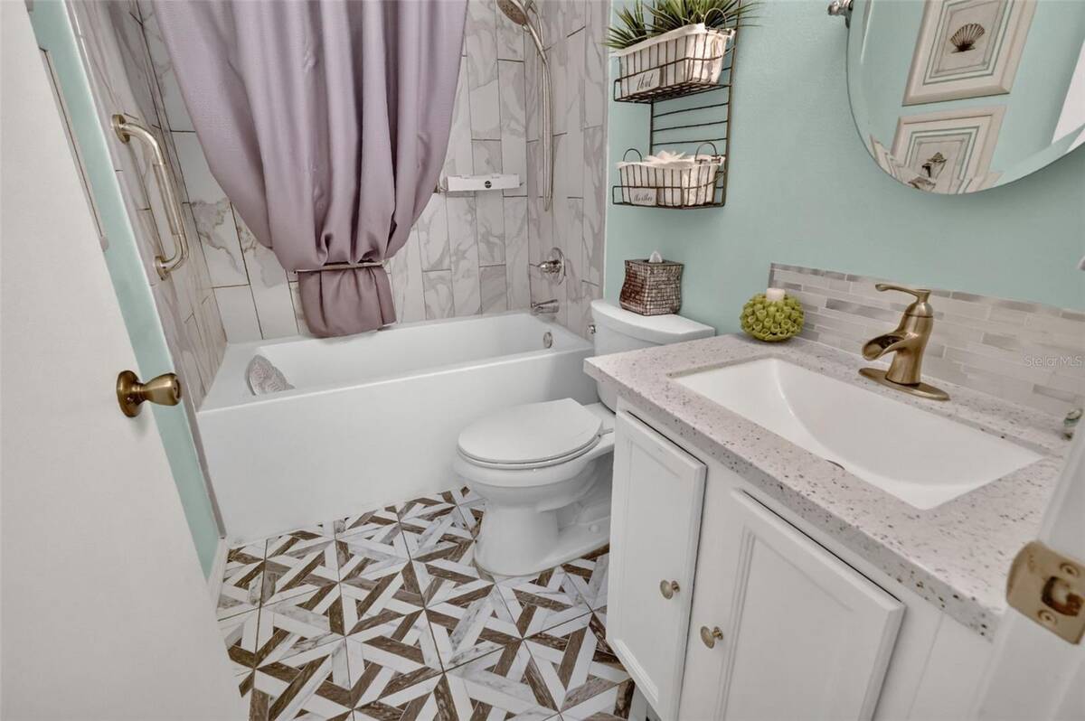 2795 Privada Drive, The Villages, FL 32162