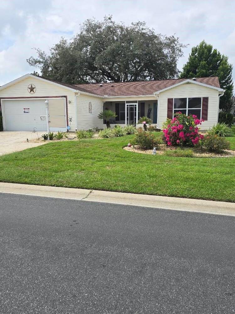 2795 Privada Drive, The Villages, FL 32162