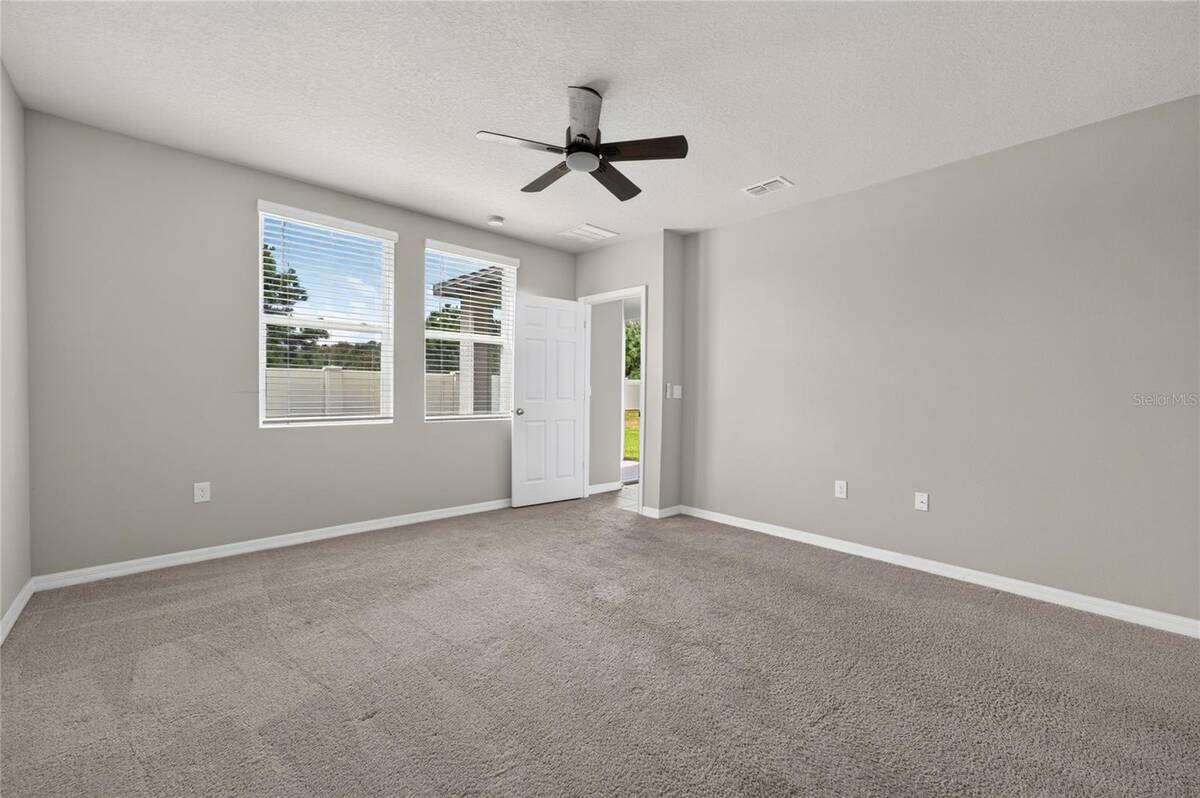 5288 Stephs Field Street, St Cloud, FL 34771