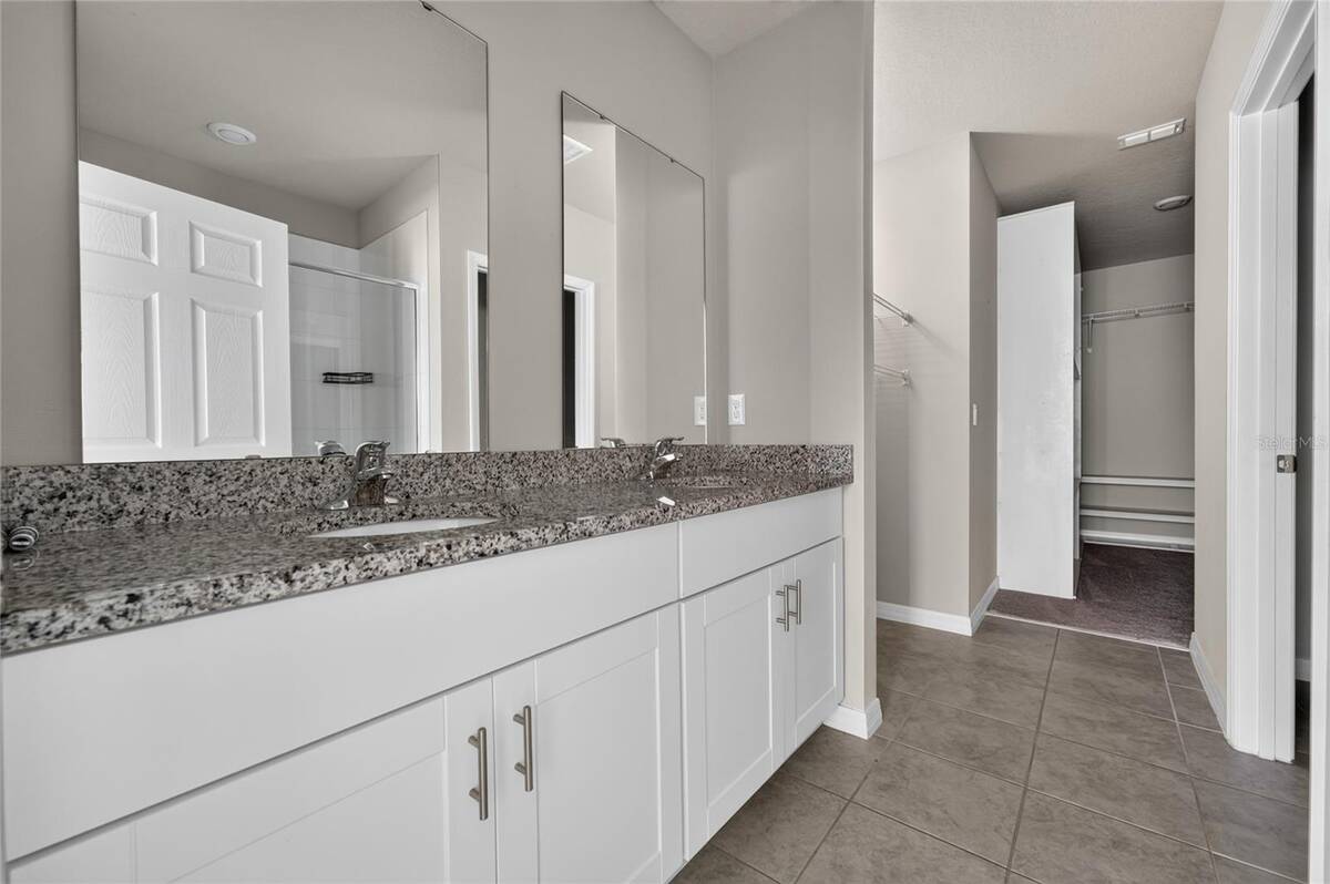 5288 Stephs Field Street, St Cloud, FL 34771