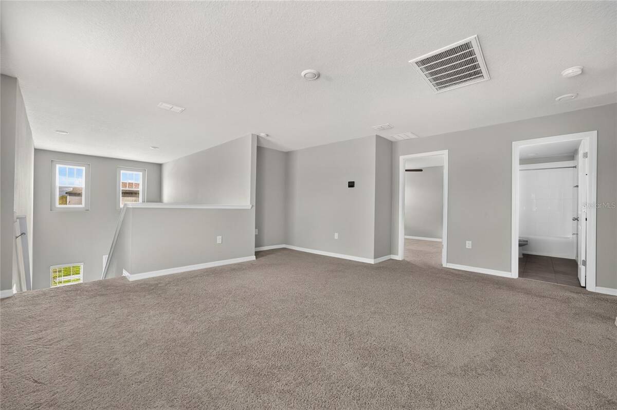 5288 Stephs Field Street, St Cloud, FL 34771
