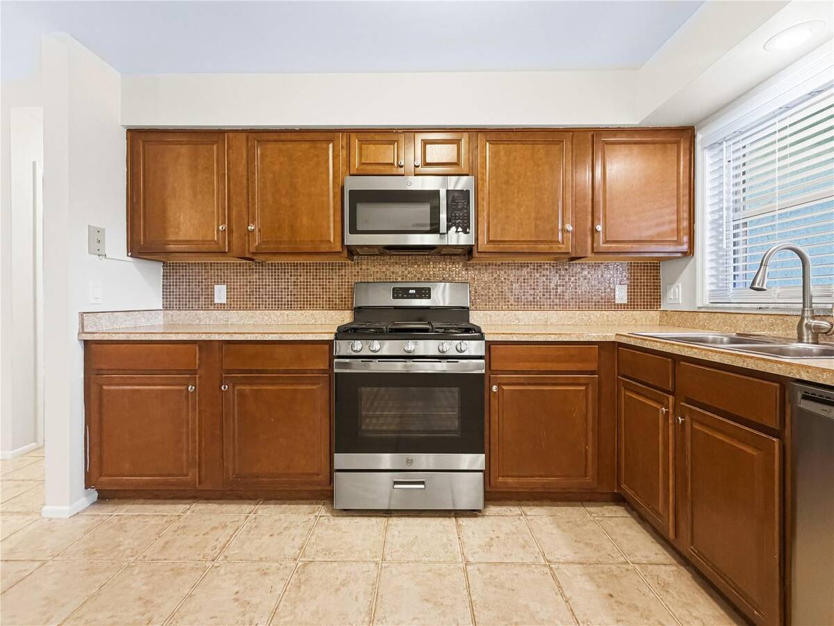 2658 Ceram Avenue, Orlando, FL 32837