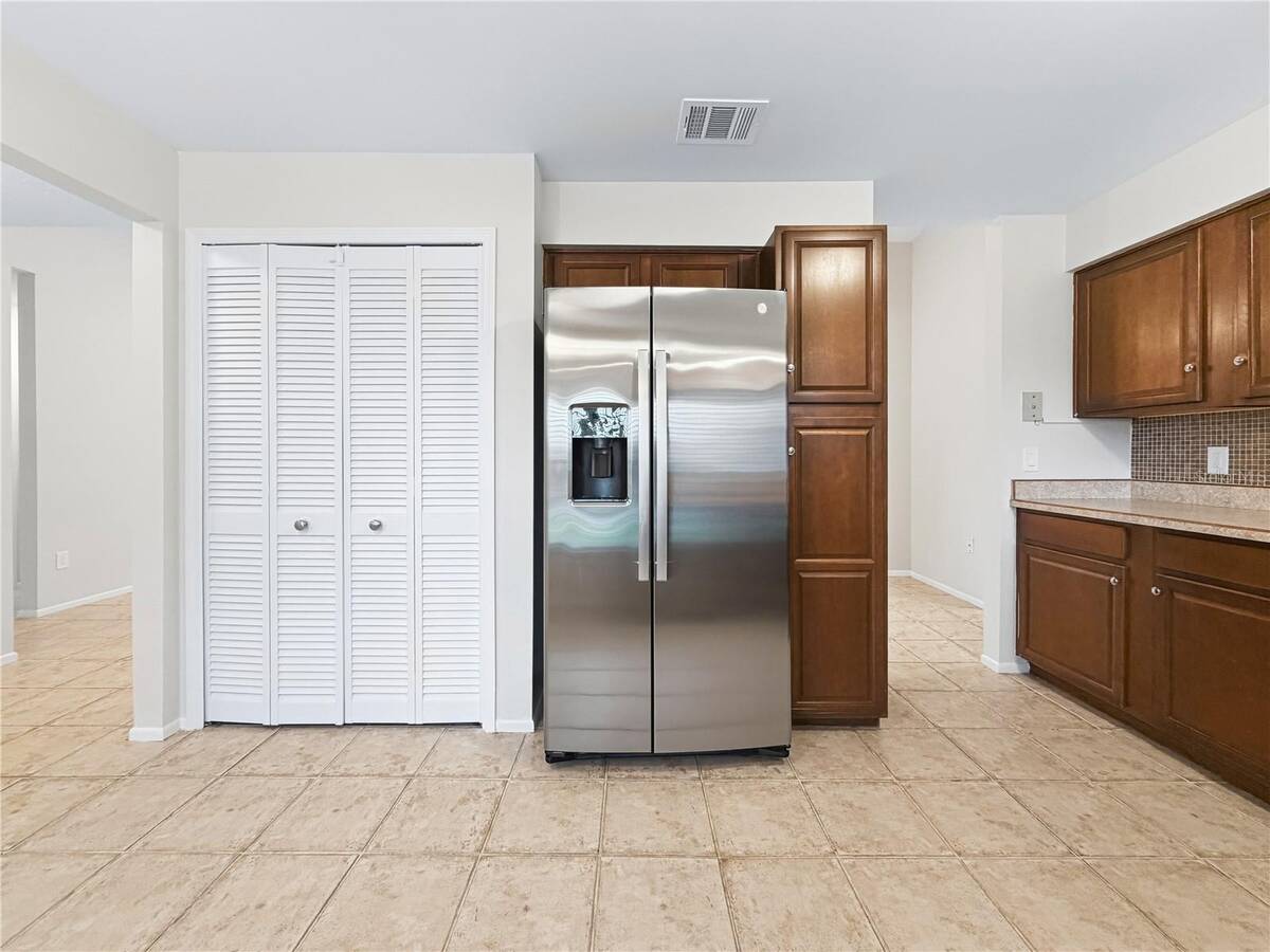 2658 Ceram Avenue, Orlando, FL 32837