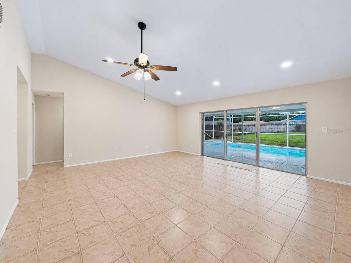 2658 Ceram Avenue, Orlando, FL 32837