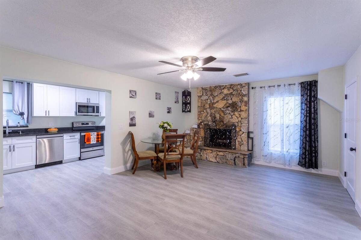 1050 Herman Avenue, Orlando, FL 32803