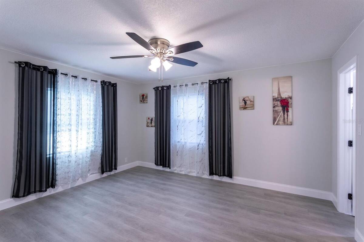 1050 Herman Avenue, Orlando, FL 32803
