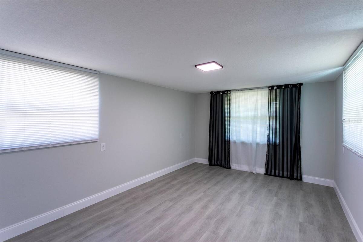 1050 Herman Avenue, Orlando, FL 32803